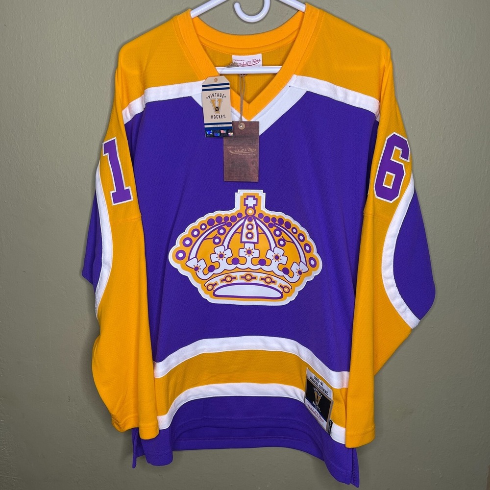 New Mitchell & Ness Los Angeles Kings Marcel Dionne Men's Size Medium NHL Jersey